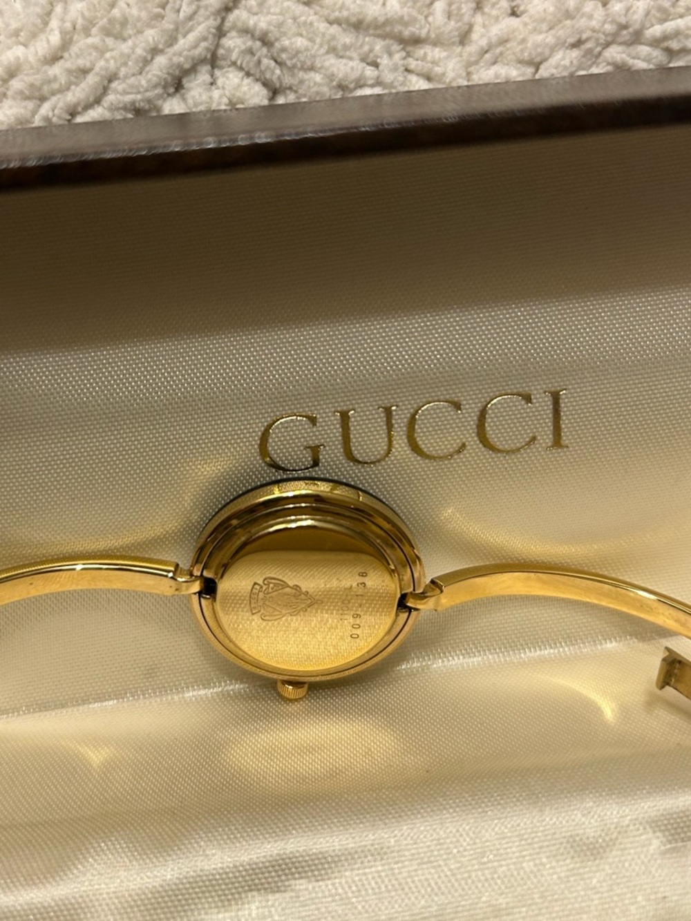 Gucci Gold Bangle Watch with Interchangeable Colorful Inserts - Picture 2 of 7